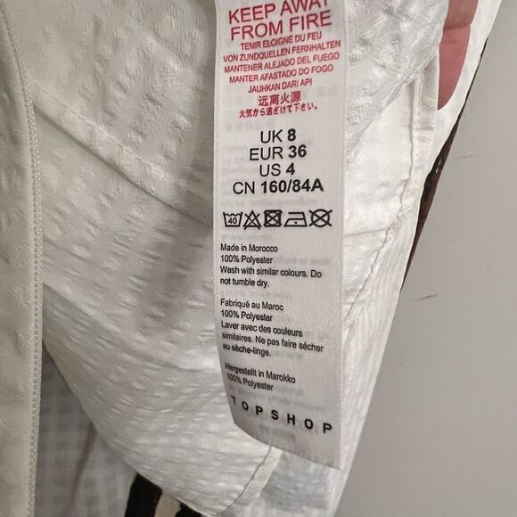 NWT women’s TopShop size 4 crop low v peasant top. - Picture 11 of 12